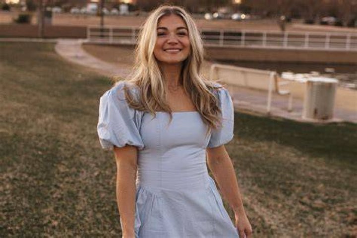 Abby Howard 【Biography】Age, Married, Nationality Comedy video clips