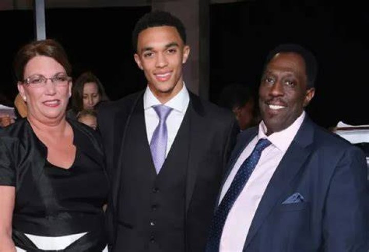 Alexander Arnold Parents Meet Michael And Dianna Arnold
