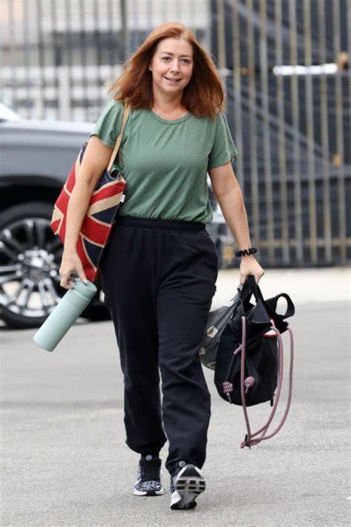 Alyson Hannigan Is going to be on Dancing with the stars. This is what