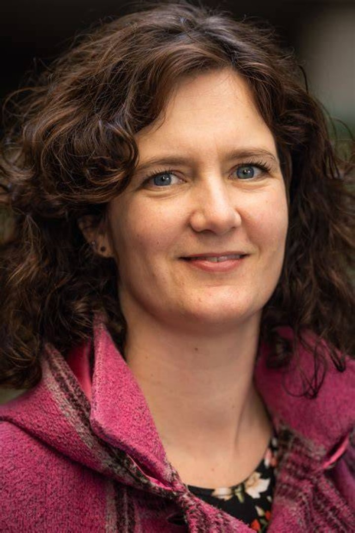 Annemieke Van Dam &bull; K&uuml;nstlerin auf