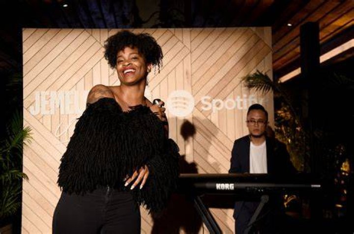 Ari Lennox Hits the Studio with Babyface That Grape Juice