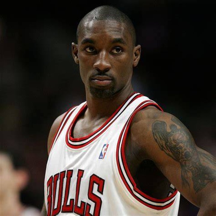 Ben Gordon age, height, girlfriend, son, career earnings, NBA stats