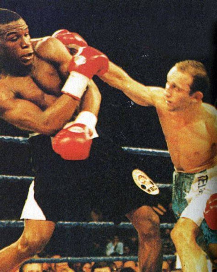 Bob Arum compares Floyd Mayweather to Adolf Hitler's publicist with