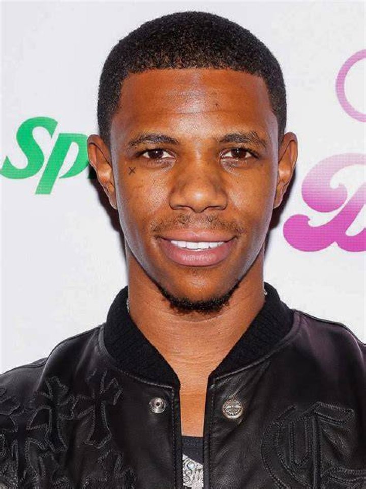 Boogie (Singer) Bio, Wiki, Height, Weight, Wife, Age, Son, Net Worth
