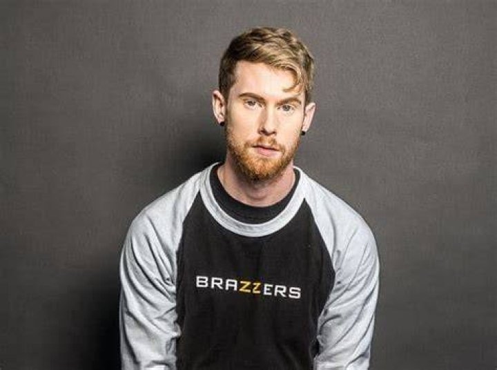 Brandon Farris Net Worth, Bio, Height, Family, Age, Weight, Wiki 2023