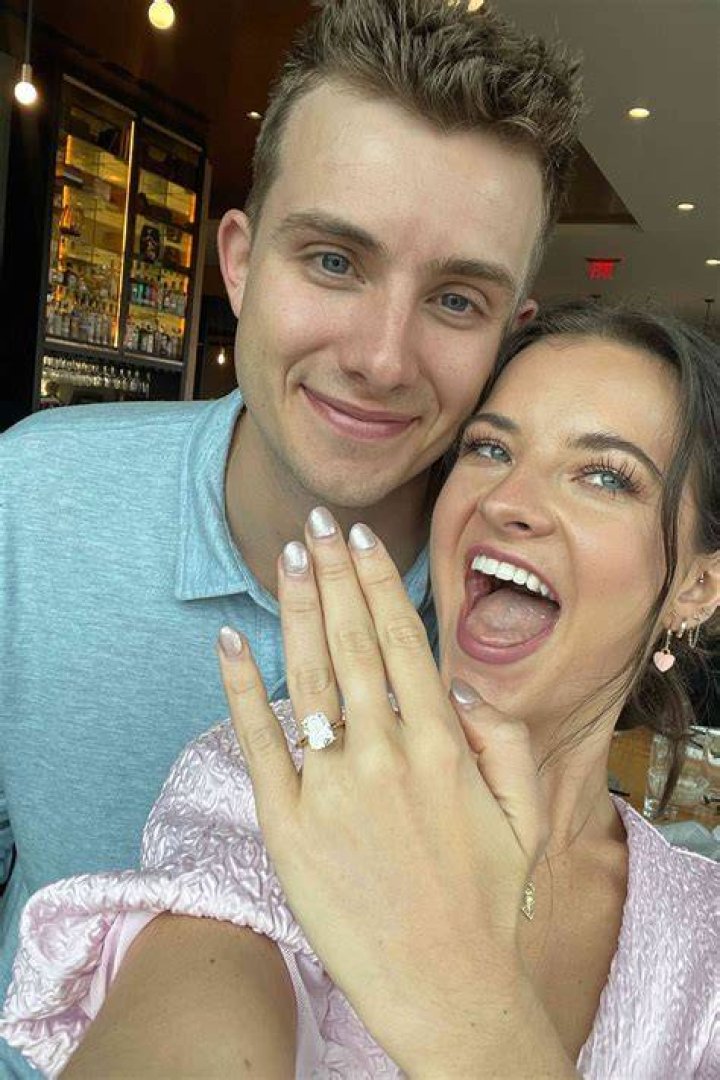 Brooke Hyland Boyfriend Who Is She Dating Now?