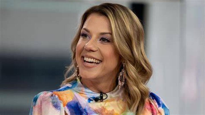 Can Jodie Sweetin really sing? Celebrity.fm 1 Official Stars