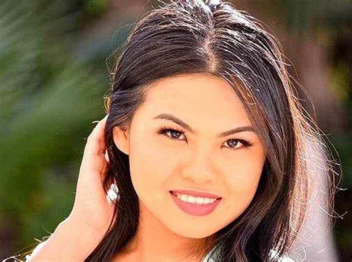 Cindy Starfall's Height, Weight, And Net Worth
