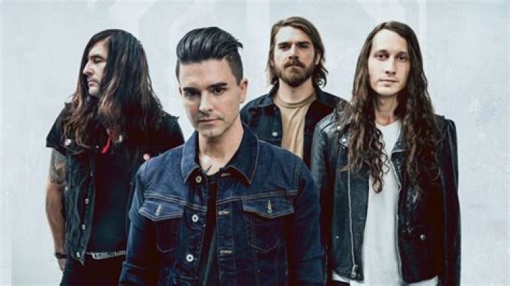 Dashboard Confessional's Chris Carrabba on New Record 'I Have