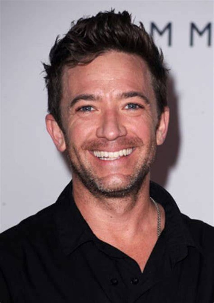 David Faustino Net Worth;Life,Career,Age,Height,Weight,Nationality,Real