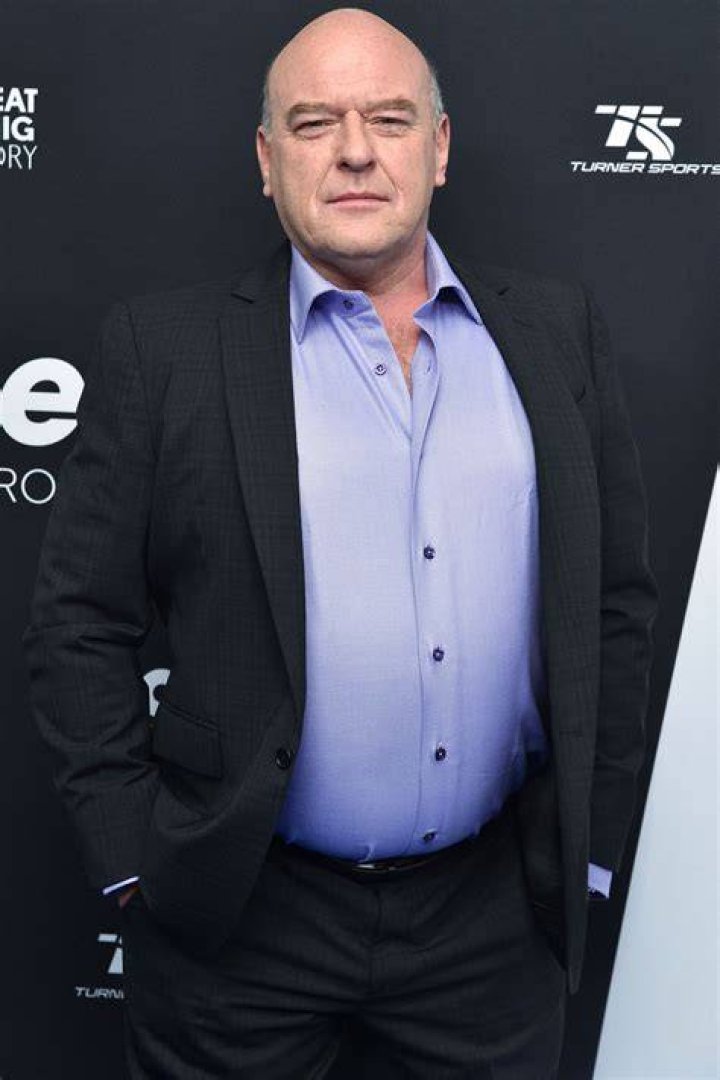Dean Norris Biography, Height & Life Story Super Stars Bio