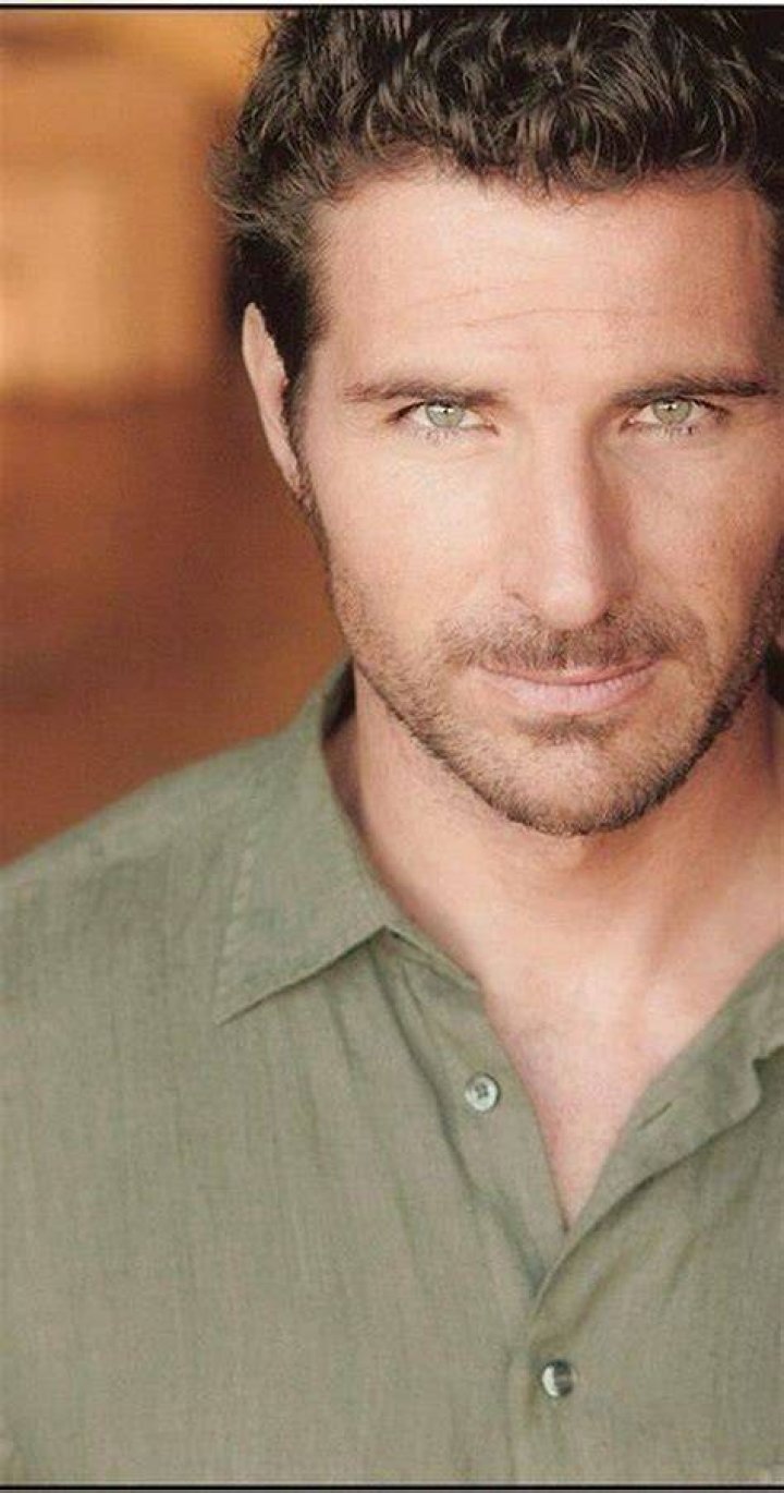 Ed Quinn Quinn, men, Actors