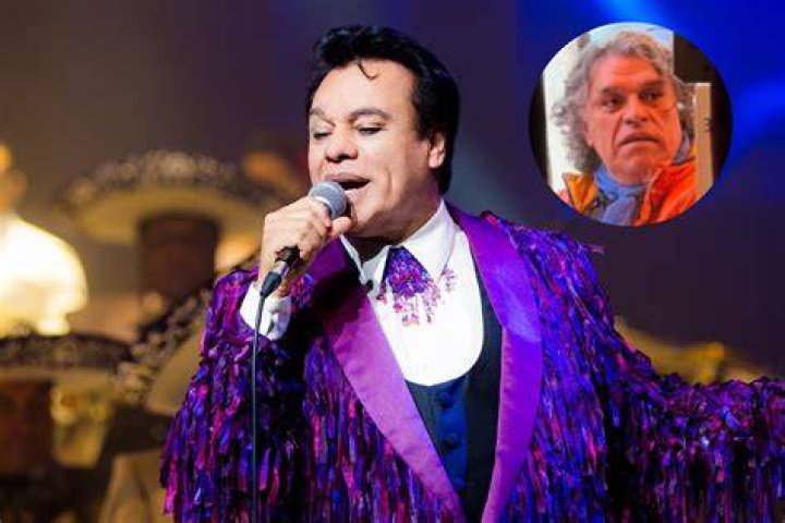Fan&aacute;ticos de Juan Gabriel se casan en la finca de Miami que perteneci&oacute;