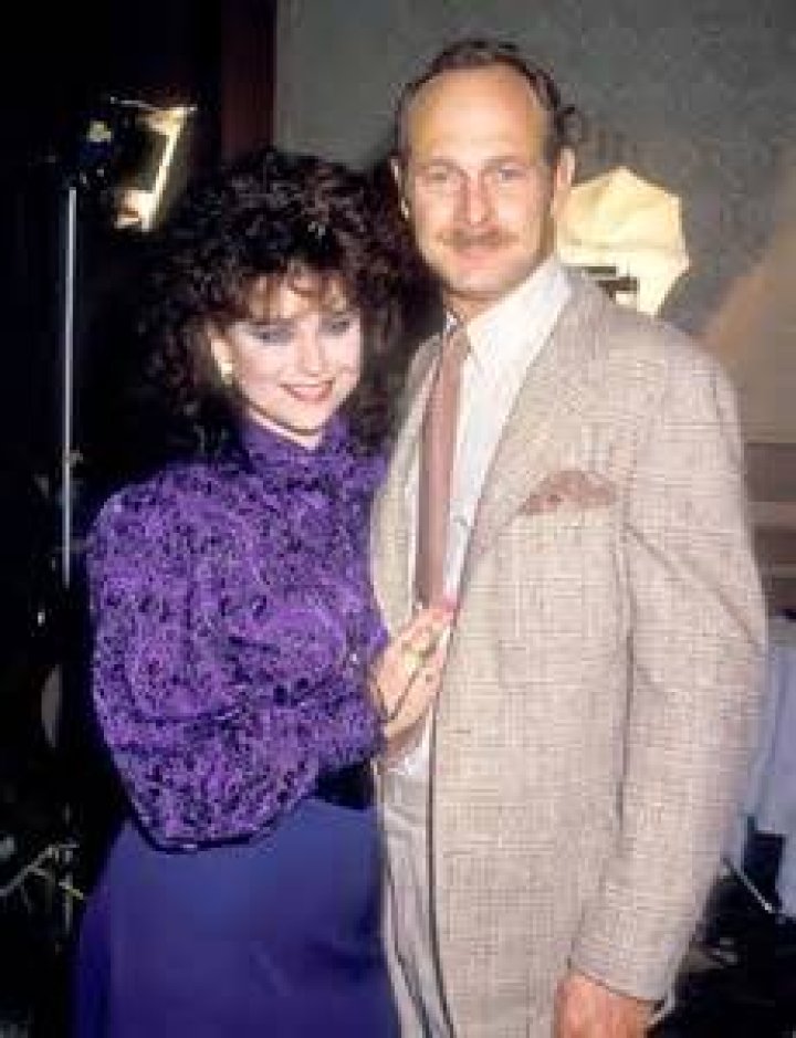 Gerald McRaney and Delta Burke Delta burke, Famous couples, Hollywood