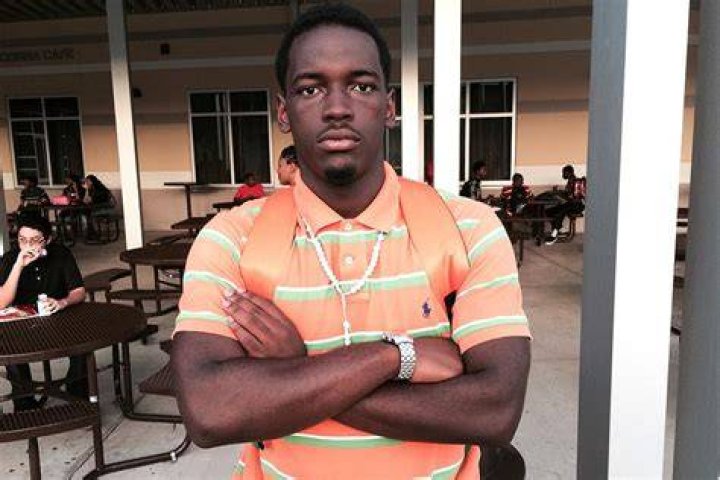 Greg Simmons commits to Miami Hurricanes add 3star '16 inside