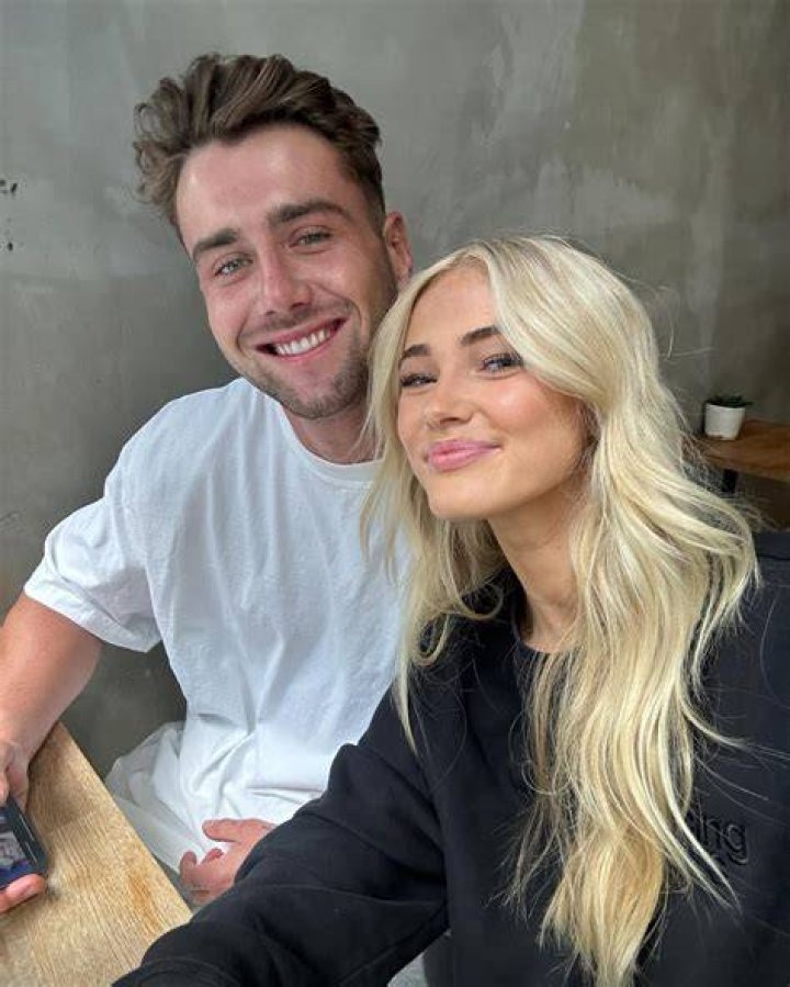 Harry Jowsey Parents? Brother Girlfriend and Net Worth