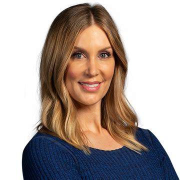 Heather Holmes [KTVU] hot_reporters