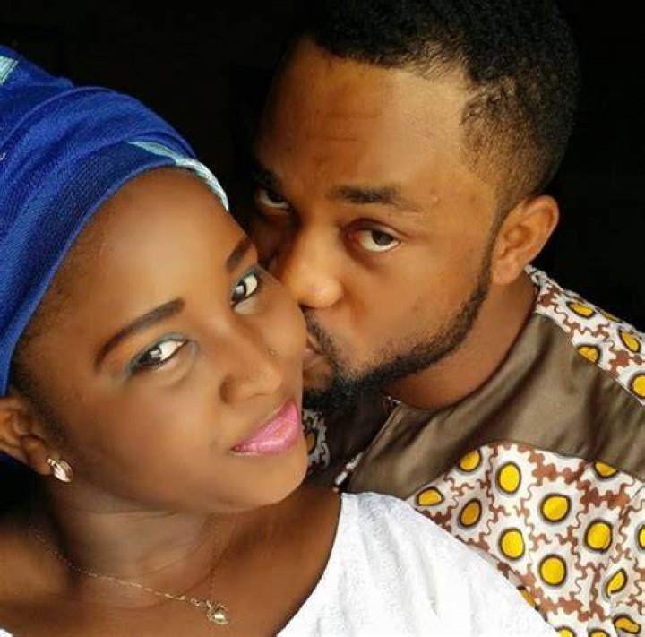 HOW STAR ACTOR, DAMOLA OLATUNJI&rsquo;S MARRIAGE CRASHED + HOW ROMANCE WITH