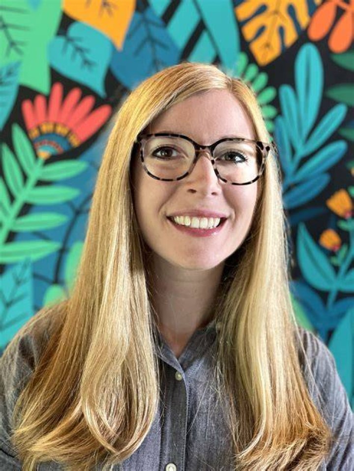 In &lsquo;Lost Together,&rsquo; Allison Cole Paints Her Journey To Connect With Her