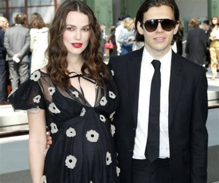 Is James Righton Married? His Bio, Age, Wife and Net worth Married