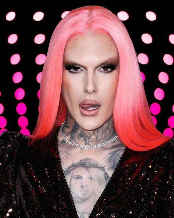 Jeffree Star: Transcending Gender Norms
