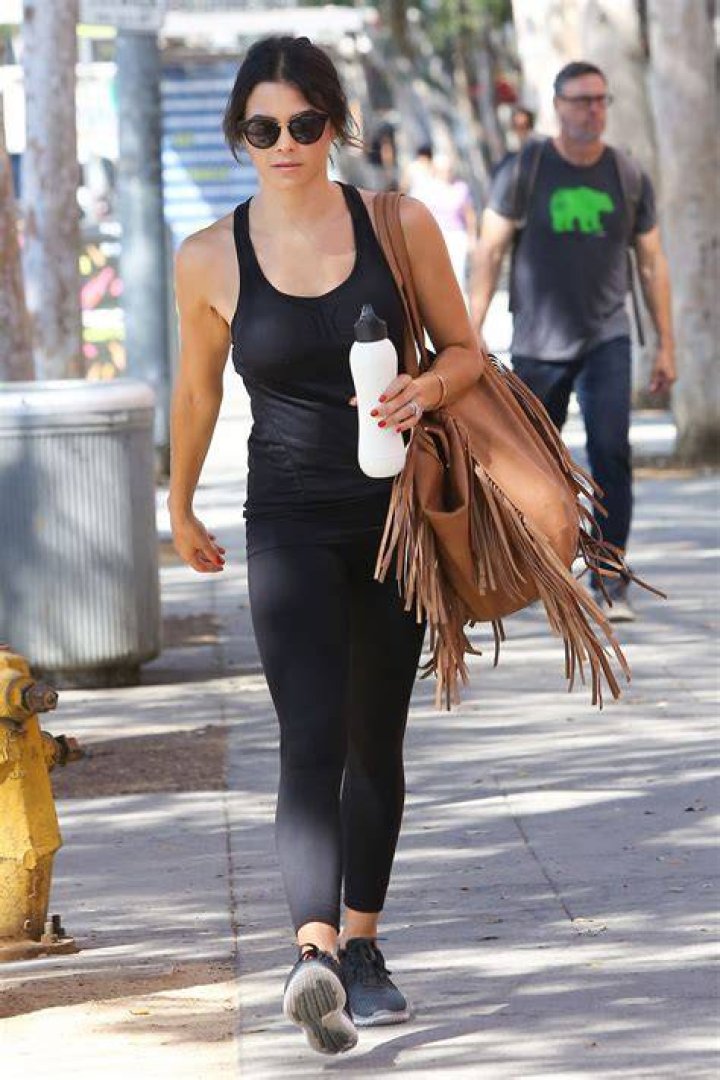 JENNA DEWAN Leaves a Gym in Beverly Hills 07/25/2016 HawtCelebs