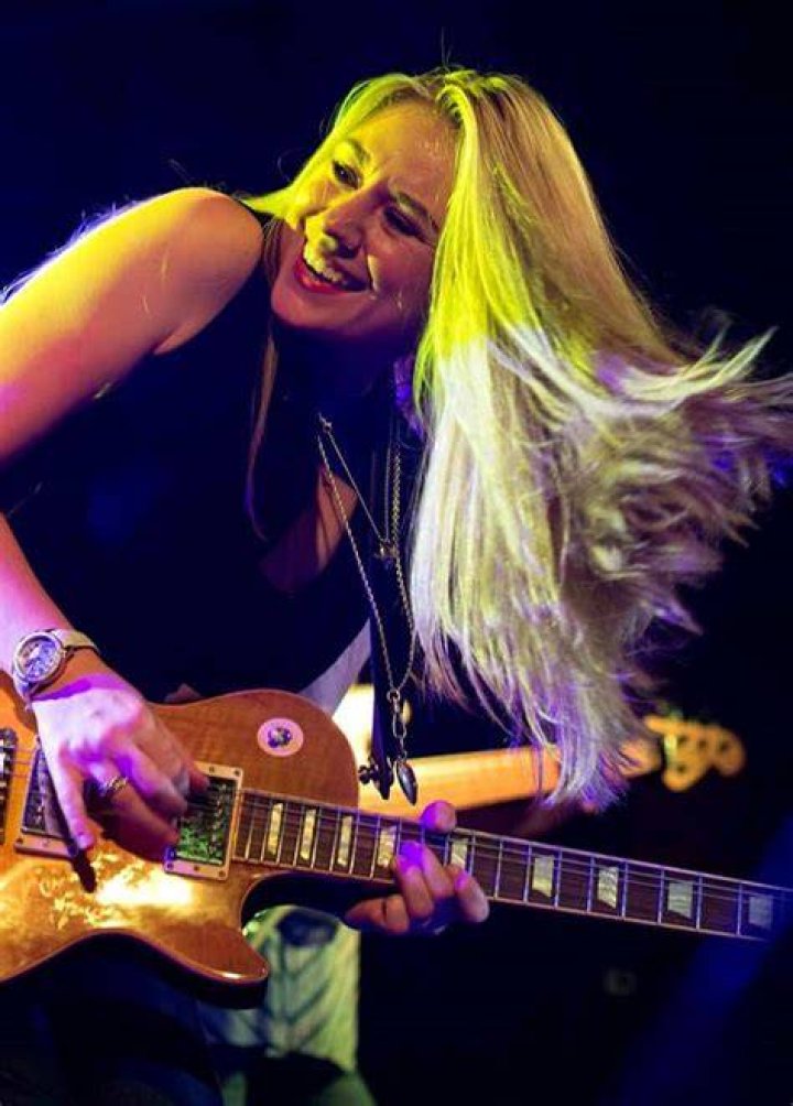 Joanne Shaw Tayloroan Reckless Heart UK Tour Rescheduled for November
