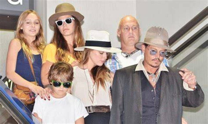 Johnny Depp & Family Photos Of The &lsquo;Pirates&rsquo; Star With His Kids