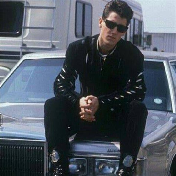 Jonathan Knight Old school