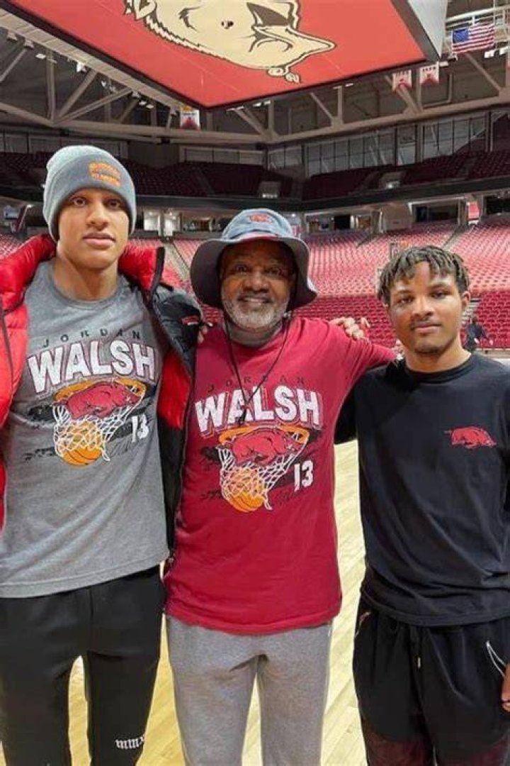 Jordan Walsh Brother Joshua Parents And Family Tree