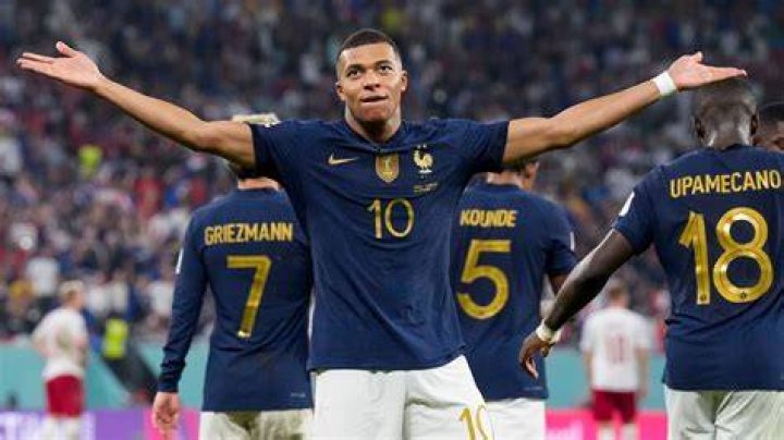 Kylian Mbappe France 🇨🇵 team WK 2022