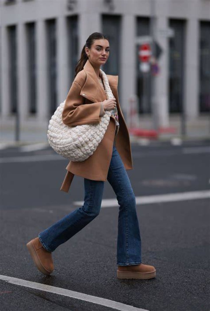 Las botas UGG se pueden llevar durante todo el a&ntilde;o 🔝 Ven a verlas a