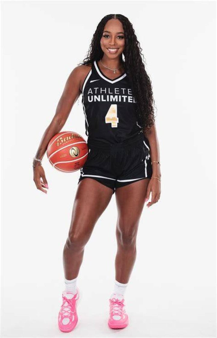 Lexie Brown making most of opportunity with Los Angeles Sparks