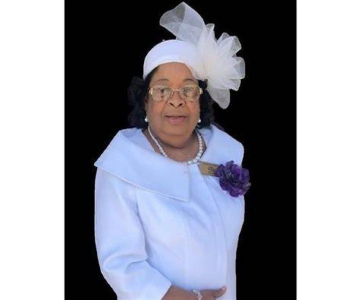 Loretta Brooks Buzz All Dc Young Fly Movies