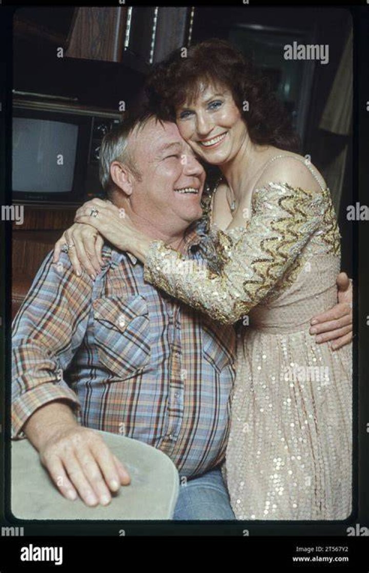 Loretta Lynn and her husband Mooney Loretta lynn, Country music