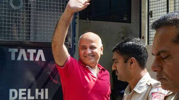 Manish Sisodia couldn't meet wife, hospitalised before he reached home