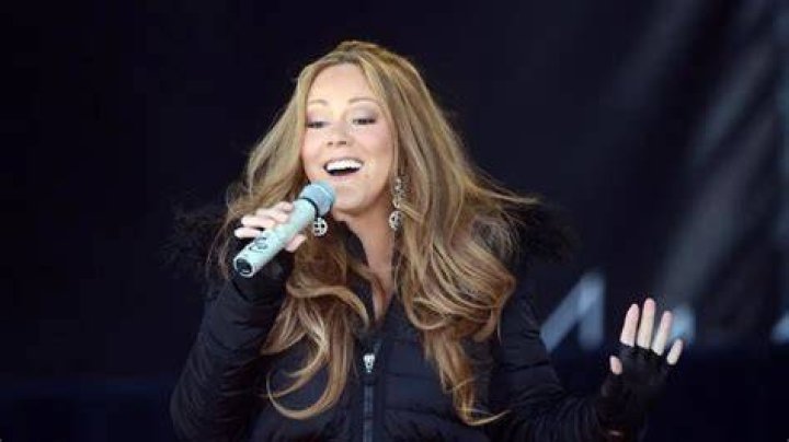 Mariah Carey realiza el primer dueto con su hija en un espect&aacute;culo de
