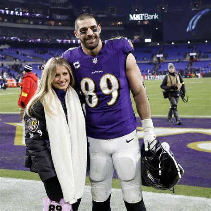 Mark Andrews Parents, Ethnicity, Wiki, Biography, Age, Girlfriend