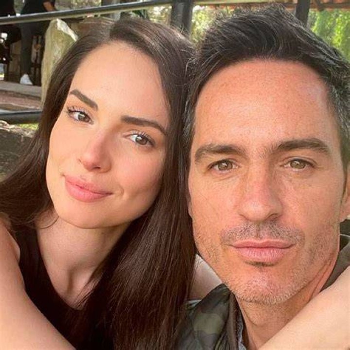 Mauricio Ochmann Wife, Parents, Biography, Quick Facts Networth