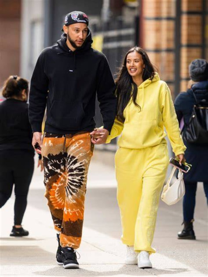Maya Jama Instagram, Ben Simmons, Devin Booker, Kevin Durant, Cute