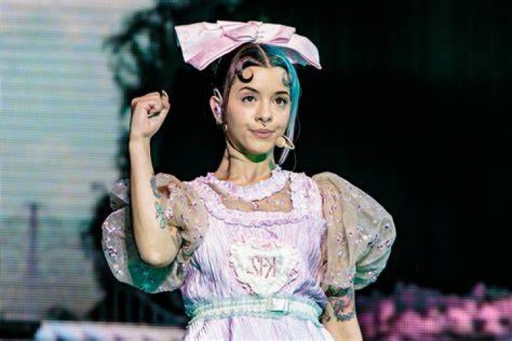 Melanie Martinez 5 Fast Facts You Need to Know