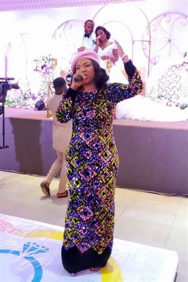 Mercy Chinwo Thrills Ugwuanyi, Others At Rev. Ugo Chime's Daughter's