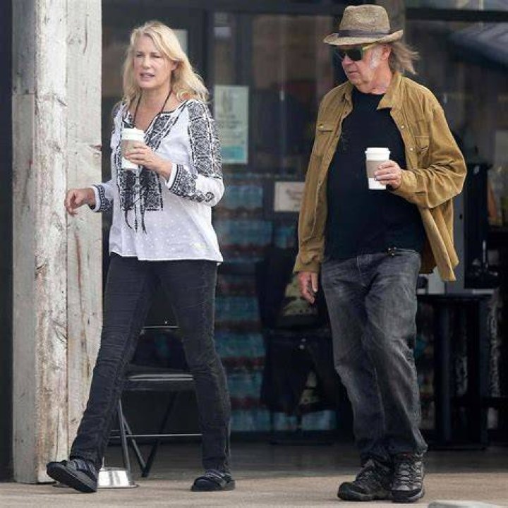 Neil Young & Daryl Hannah Announce Birth of Twins Madhouse Magazine