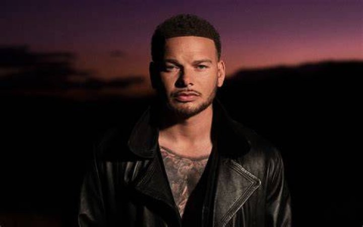 Photos from Kane Brown's Most Adorable Dad Moments