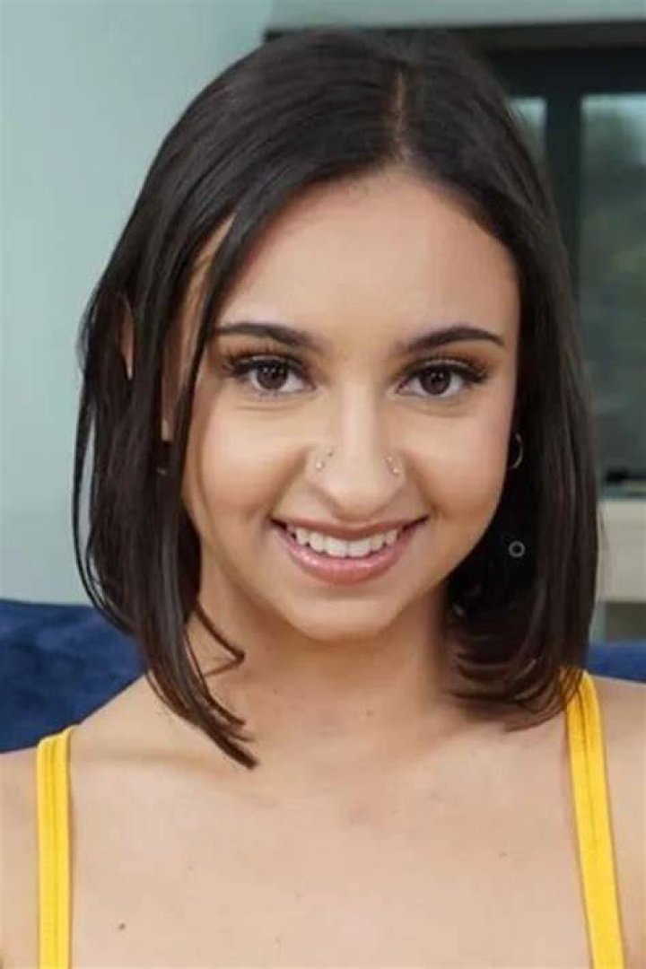 Picture of Hailey Rose