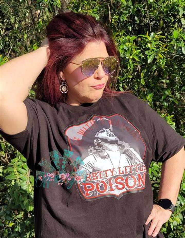 Pretty Little Poison Tshirt Warren Zeiders Country Music OTG Exclusive