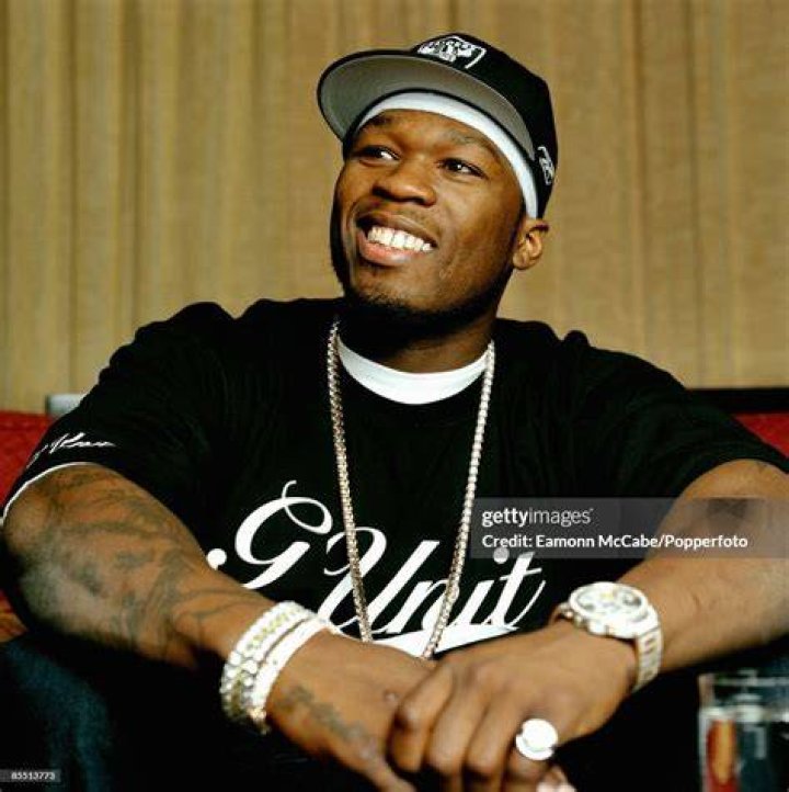 Rapper 50 Cent d&aacute; loja de brinquedos para filho como presente de Natal