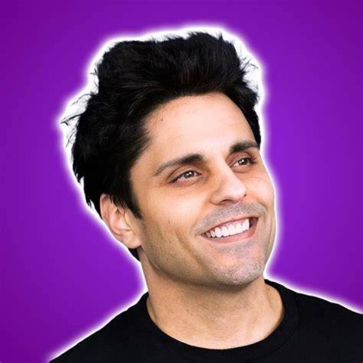 Ray William Johnson =3 William johnson, Johnson, Williams