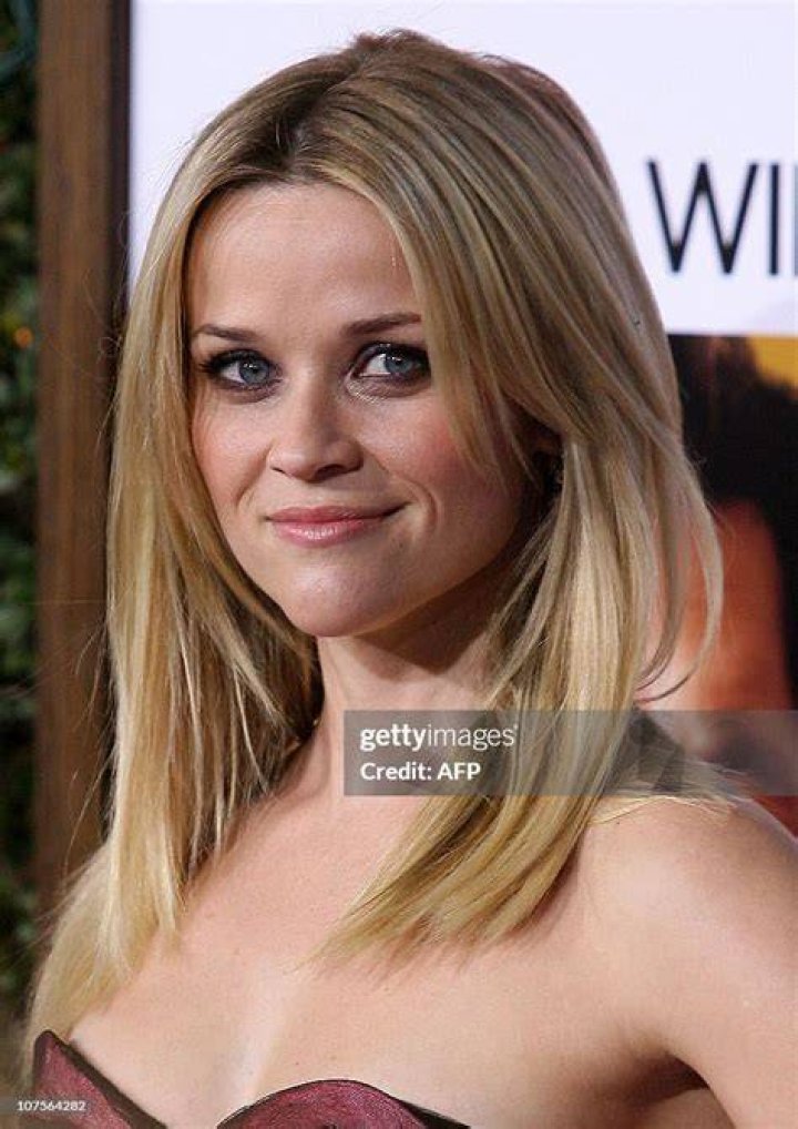 Reese Witherspoon's Height, Weight, Measurements & More