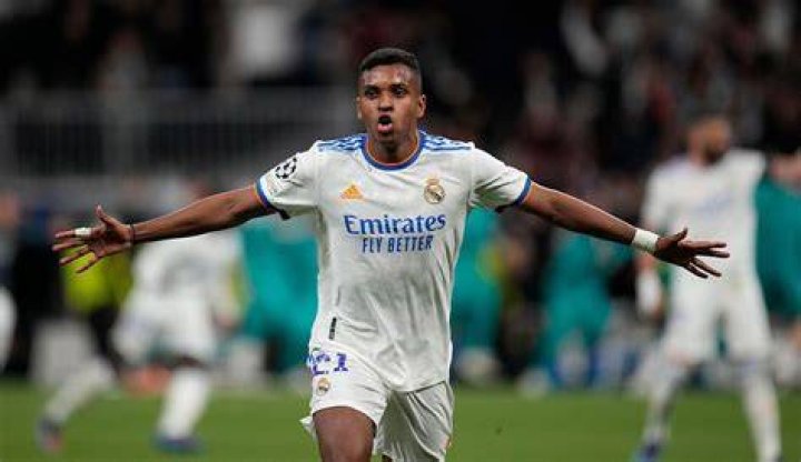 Rodrygo celebrates the renewal of his 'father' Modric Latin america News